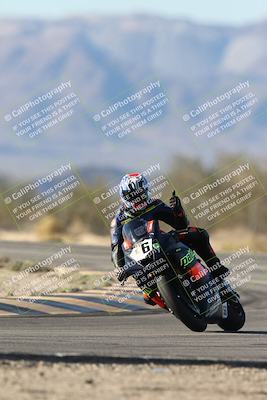 media/Dec-07-2025-CVMA (Sun) [[3e7d2de5dc]]/Race 12- Formula 40 MW and LW/